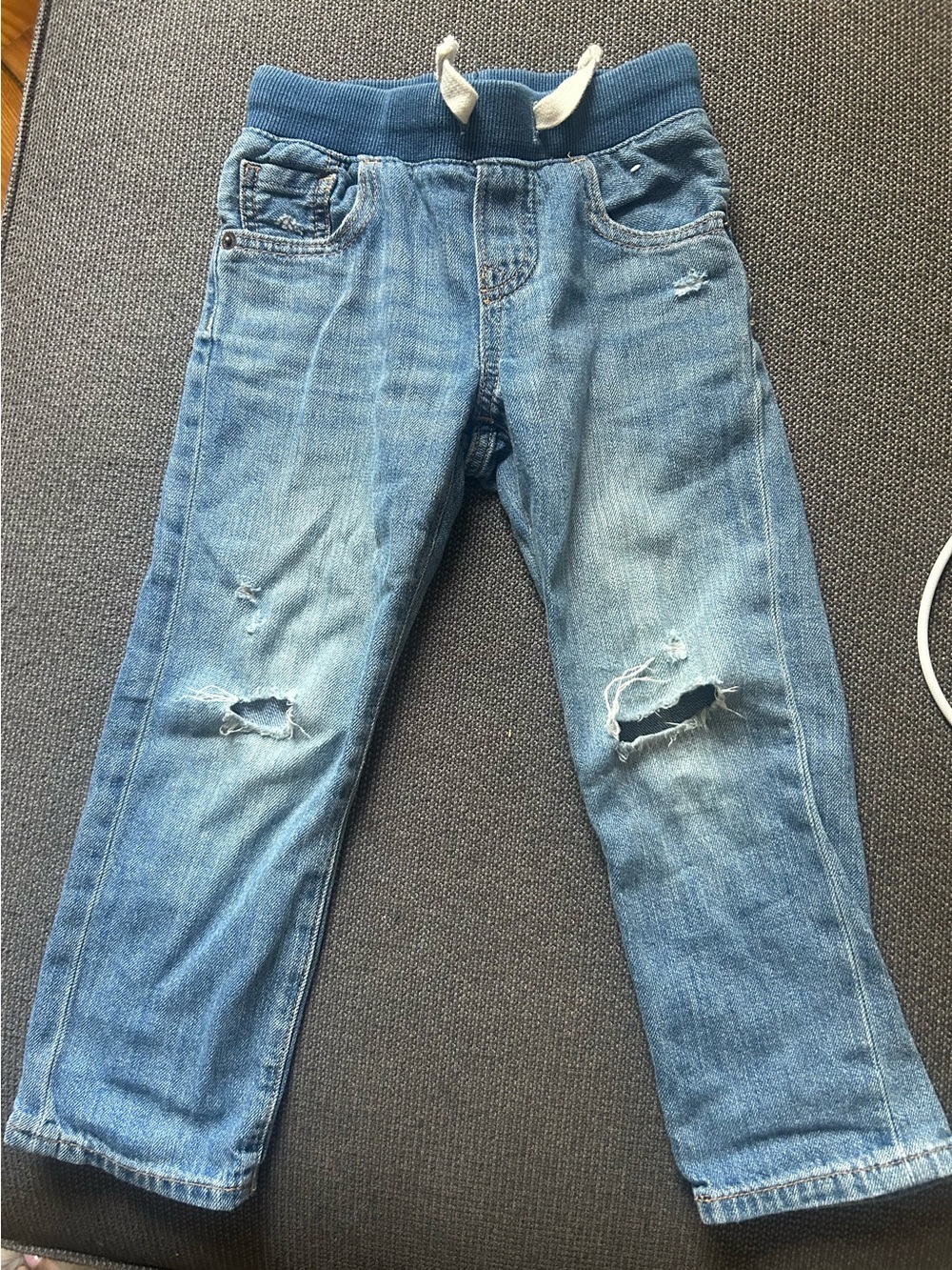 GAP Kids Boys Slim Distressed Pull-On Waist Light Wash Denim Jeans Size 4